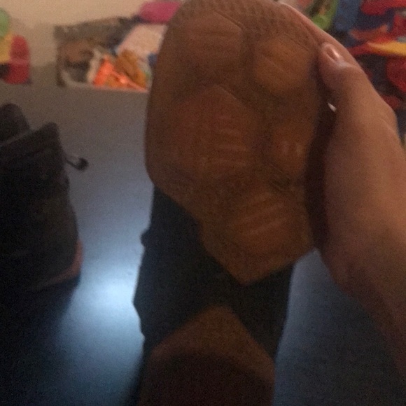 LeBron 13 black iron 9.5 - Picture 2 of 3